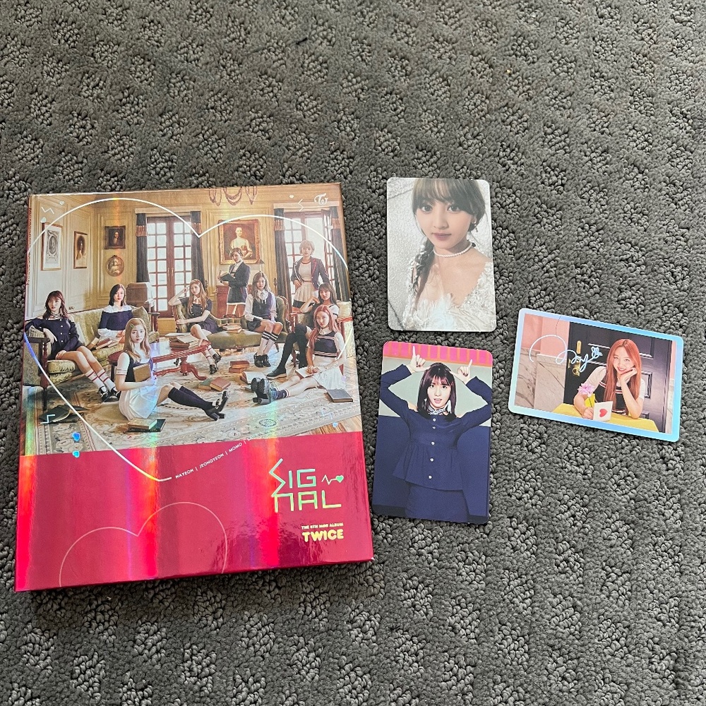 Twice Signal Album and Extras